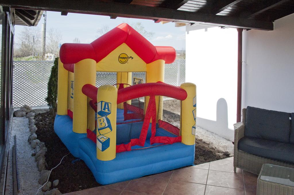 Pension Club Montana Campina Exterior photo